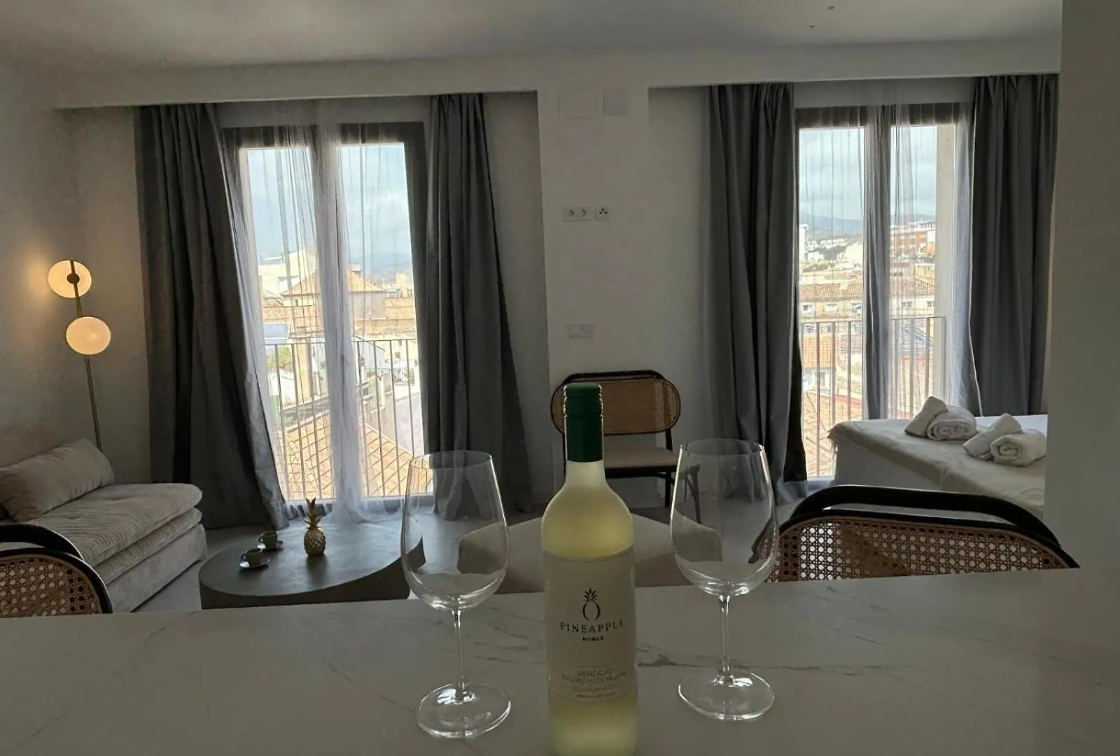 Pineapple Pozos Dulces 4D Apartment Malaga