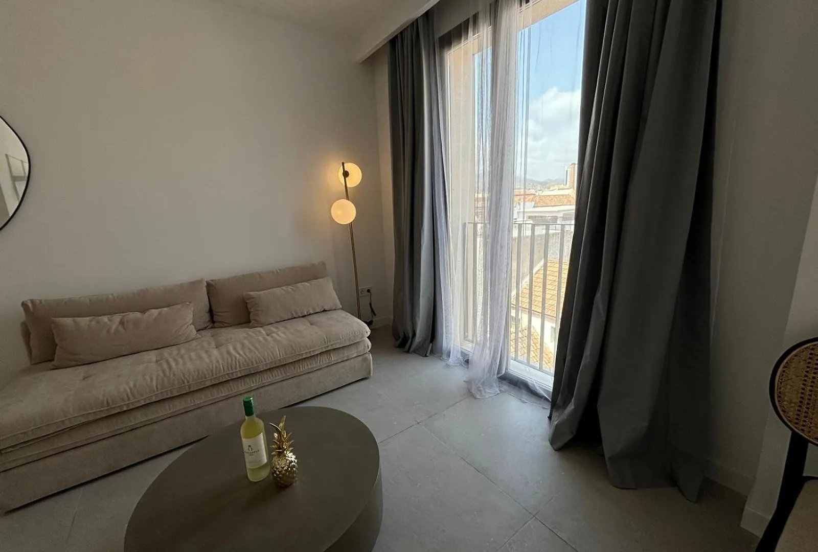 Pineapple Pozos Dulces 4D Apartment Malaga