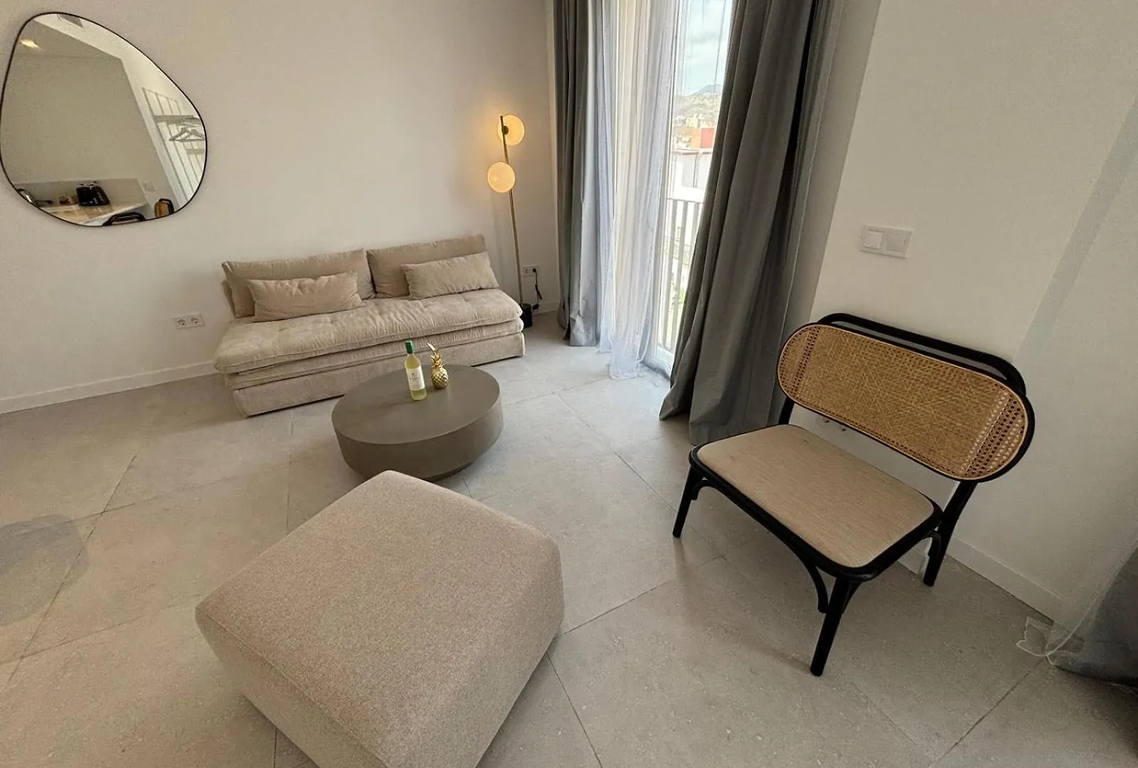 Pineapple Pozos Dulces 4D Apartment Malaga