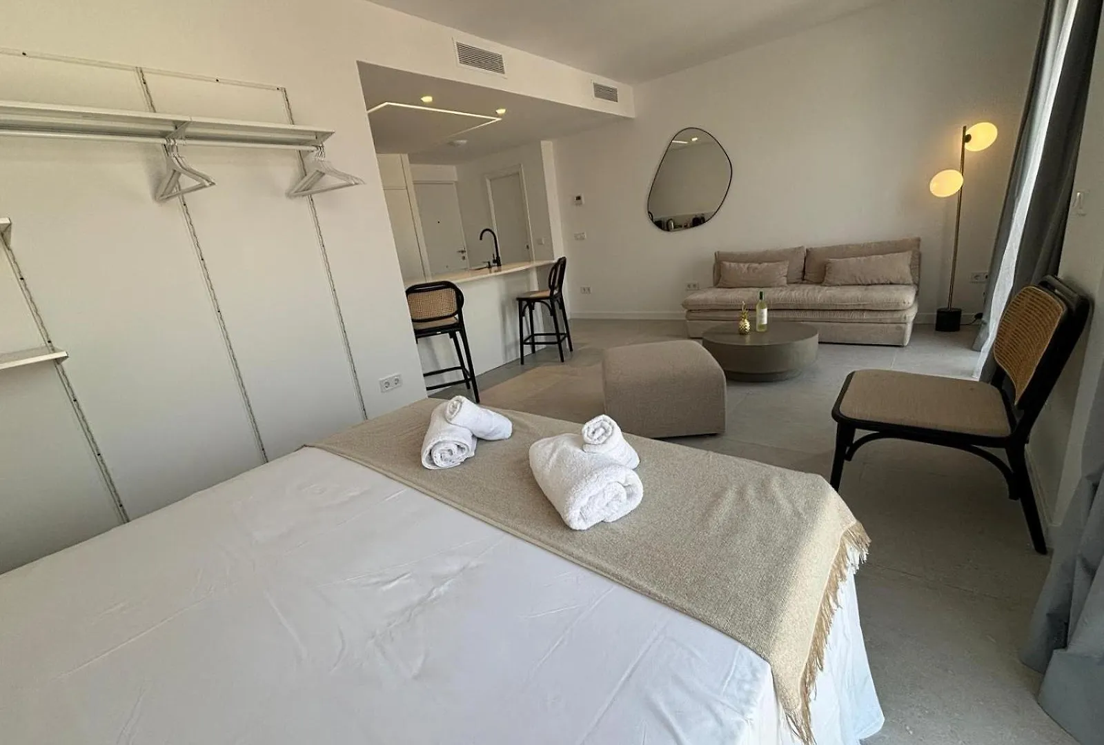 Pineapple Pozos Dulces 4D Apartment Malaga